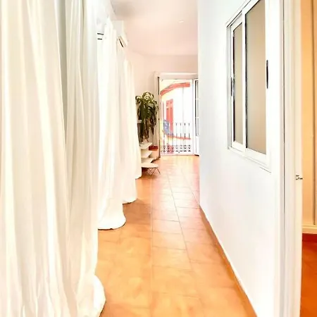 Apartment Comfortable Old Town, Parking Optional