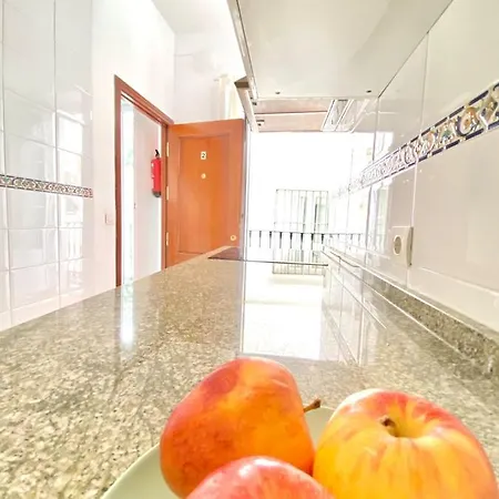 Apartment Comfortable Old Town, Parking Optional Seville